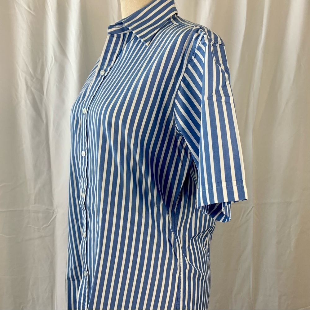 ‼️SALE‼️ 2/$25 Vintage Harvie & Hudson Blue Striped Collared Shirt - Picture 5 of 7